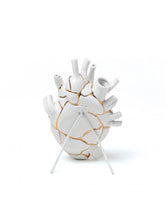 Cargar imagen en el visor de la galería, Love in Bloom Kintsugi