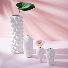 Cargar imagen en el visor de la galería, Gala vase