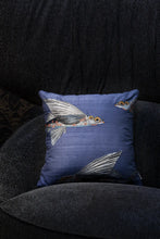 Cargar imagen en el visor de la galería, Embr flying coral fish cushion