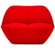 Kiss Lounge Chair